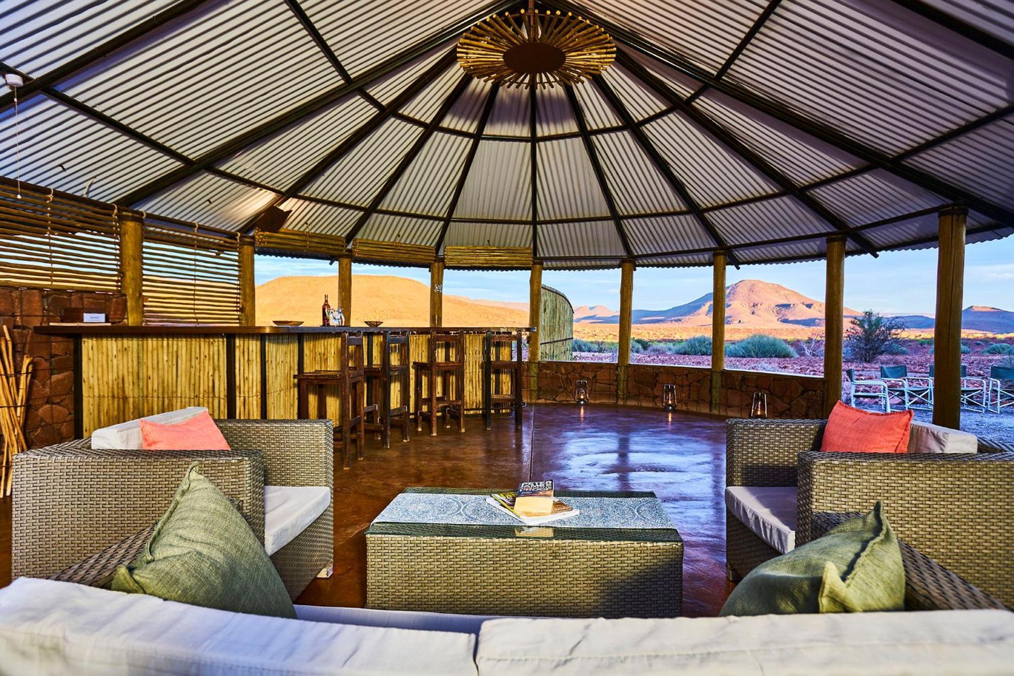 Etendeka Mountain Camp Damaraland Exterior foto