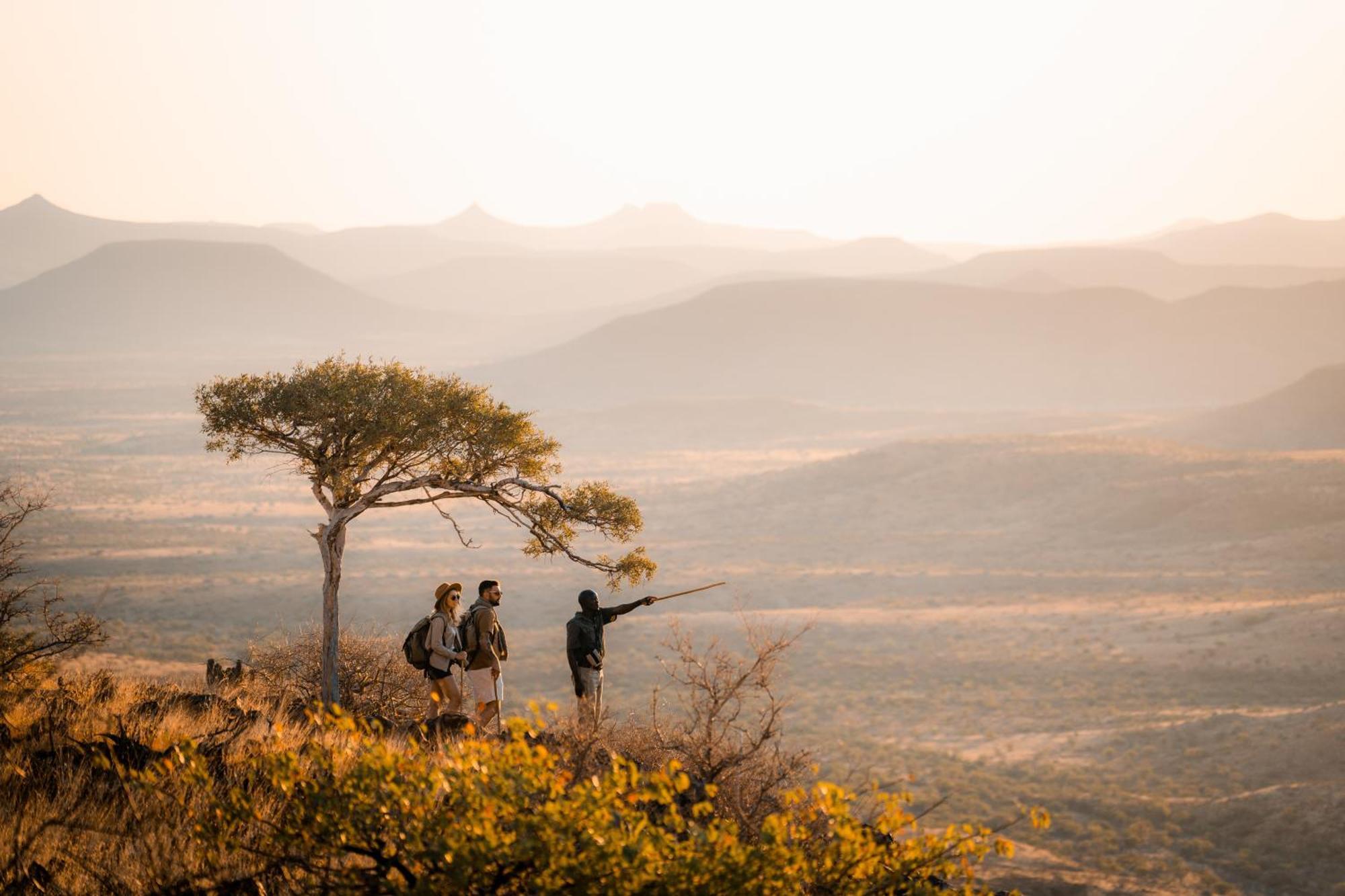 Etendeka Mountain Camp Damaraland Exterior foto