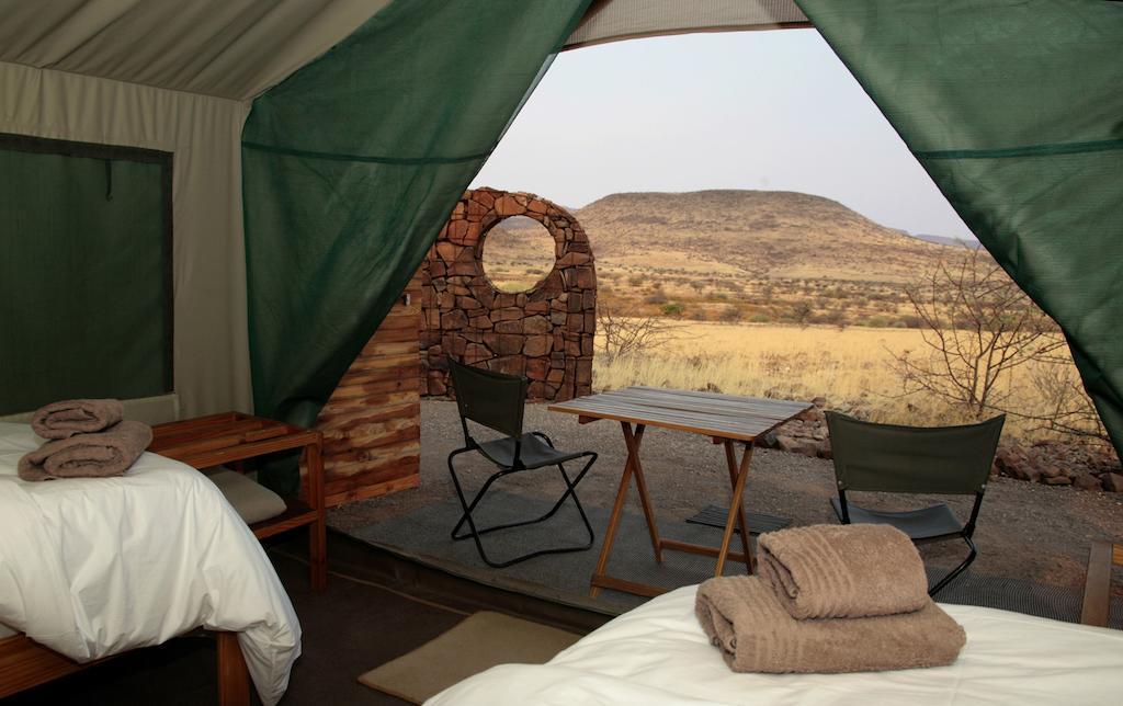 Etendeka Mountain Camp Damaraland Zimmer foto