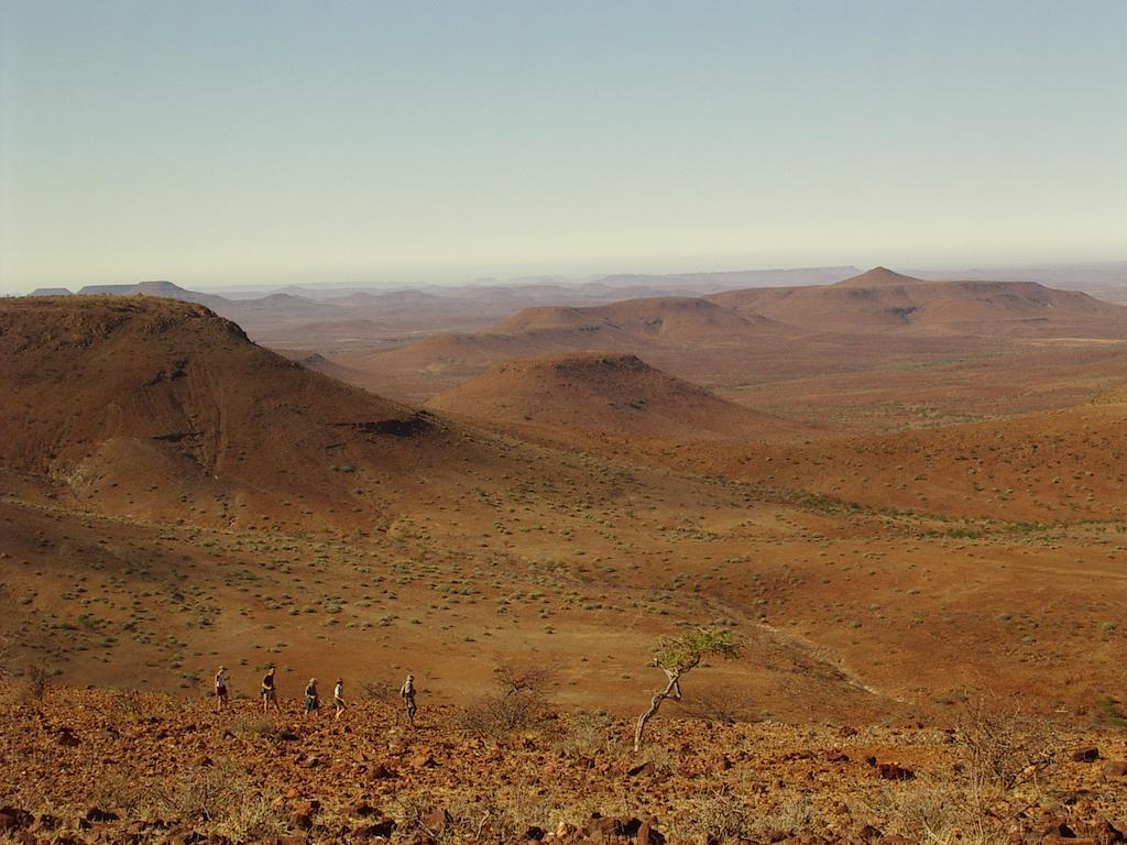 Etendeka Mountain Camp Damaraland Exterior foto