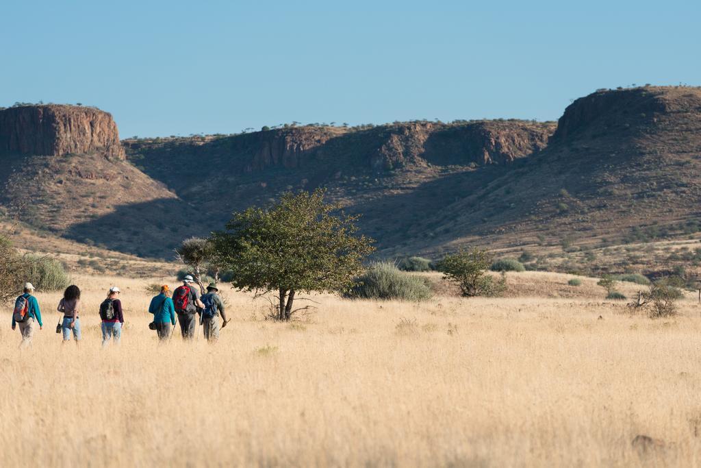 Etendeka Mountain Camp Damaraland Exterior foto