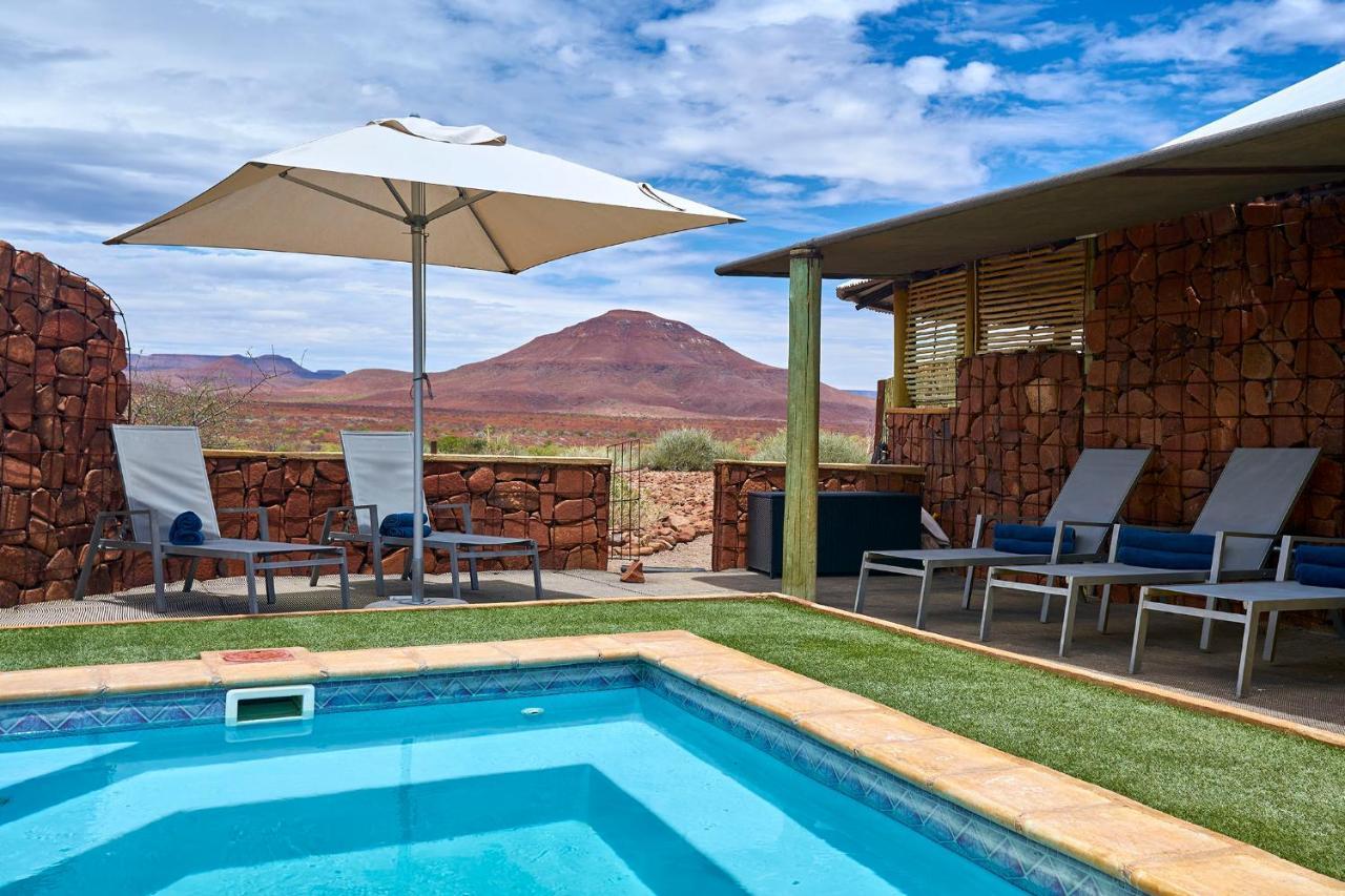 Etendeka Mountain Camp Damaraland Exterior foto